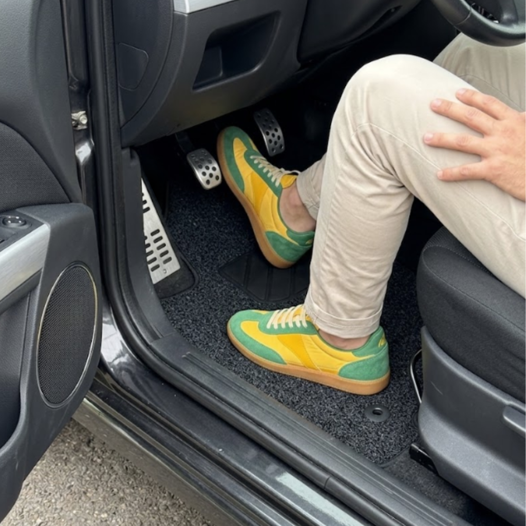 Tapete para Fiat Palio Weekend 08/18