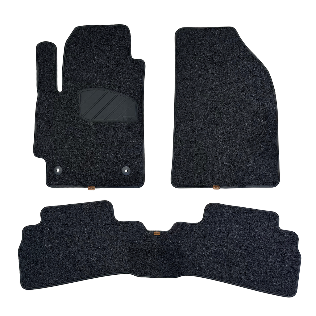 Tapete para Chevrolet Onix Hatch 23/... com ilhós